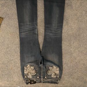 Lots of wear left  jeans 32 in L